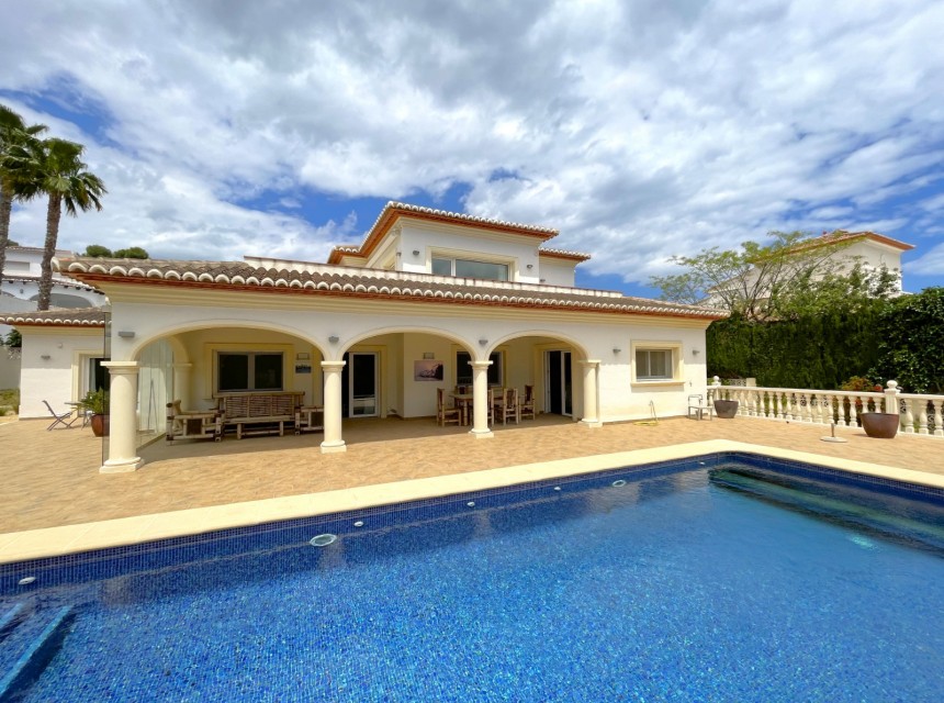Sale - Villa -
Moraira - Pinar de Advocat