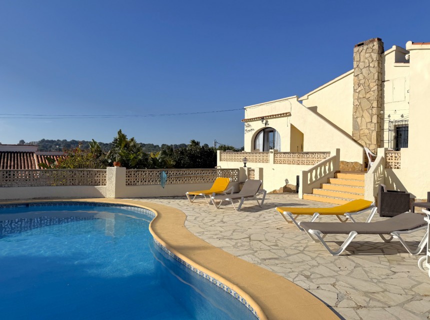 Sale - Villa -
Moraira - Pinar de Advocat