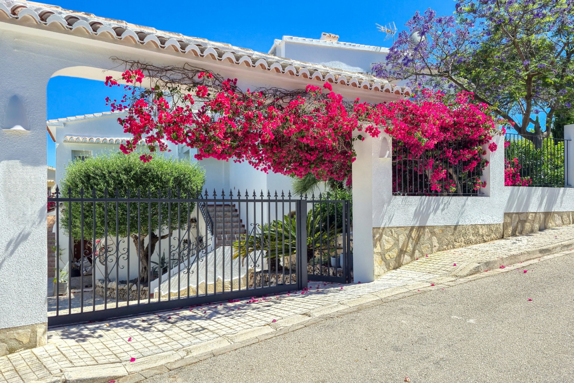 Sale - Villa -
Moraira - Pinar de Advocat