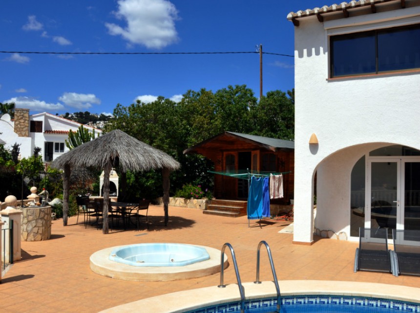 Sale - Villa -
Moraira - Pinar de l´Advocat