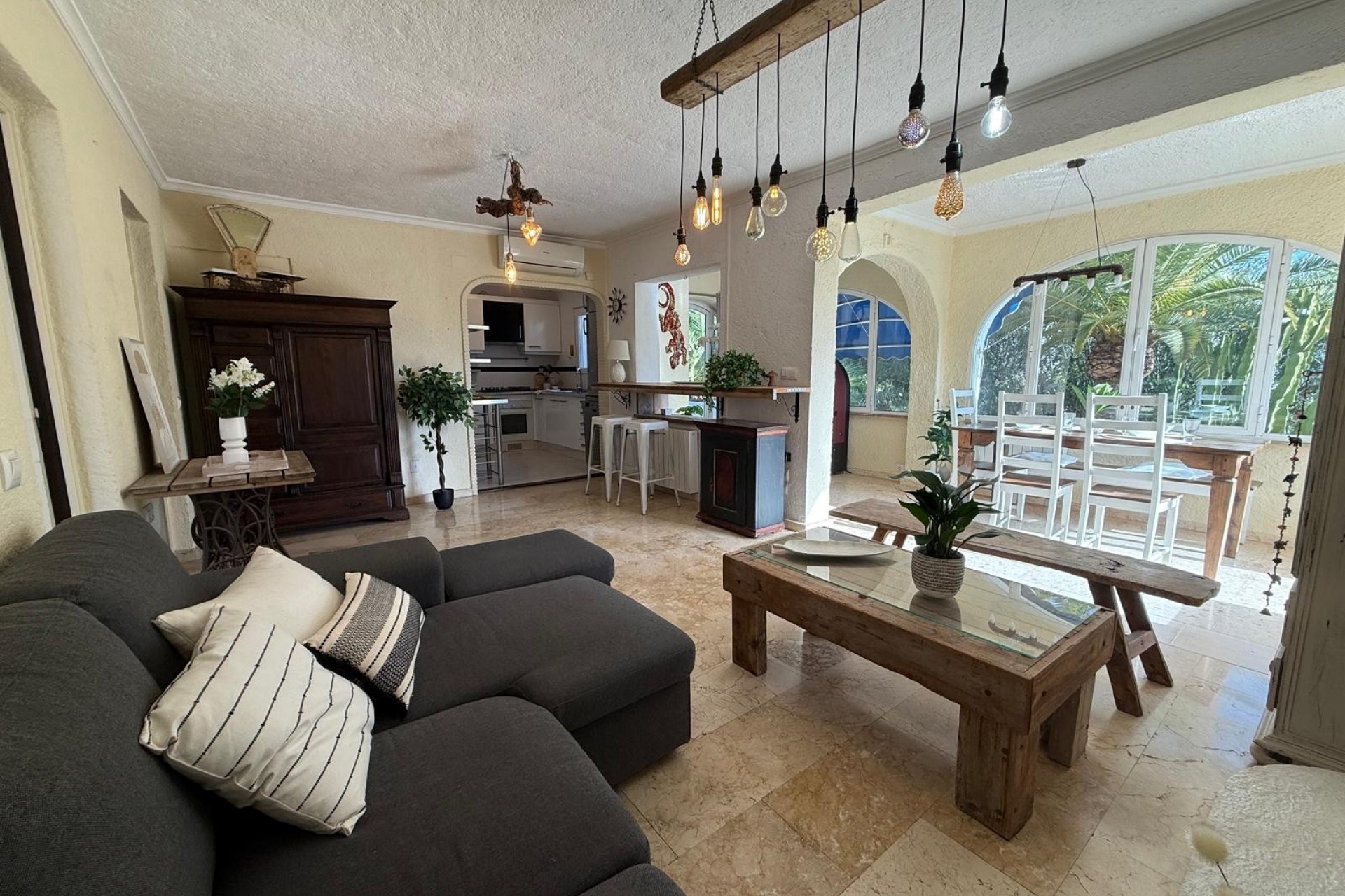 Sale - Villa -
Moraira - Pinar de l´Advocat