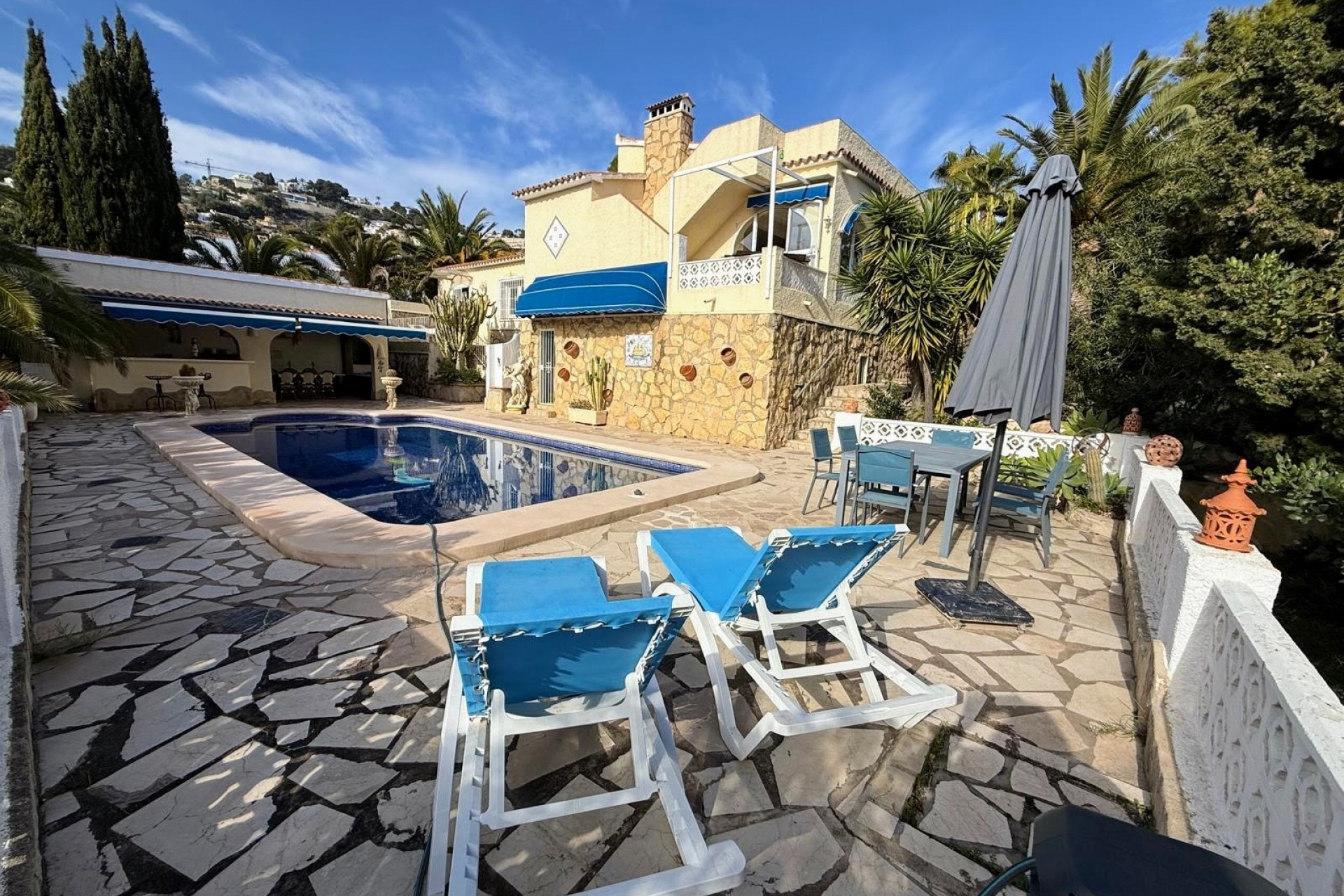 Sale - Villa -
Moraira - Pinar de l´Advocat