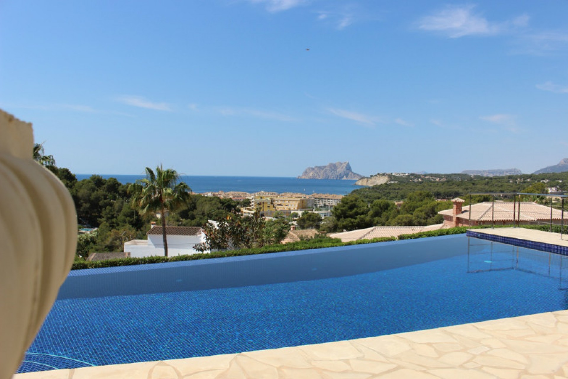Sale - Villa -
Moraira - Pla de Mar