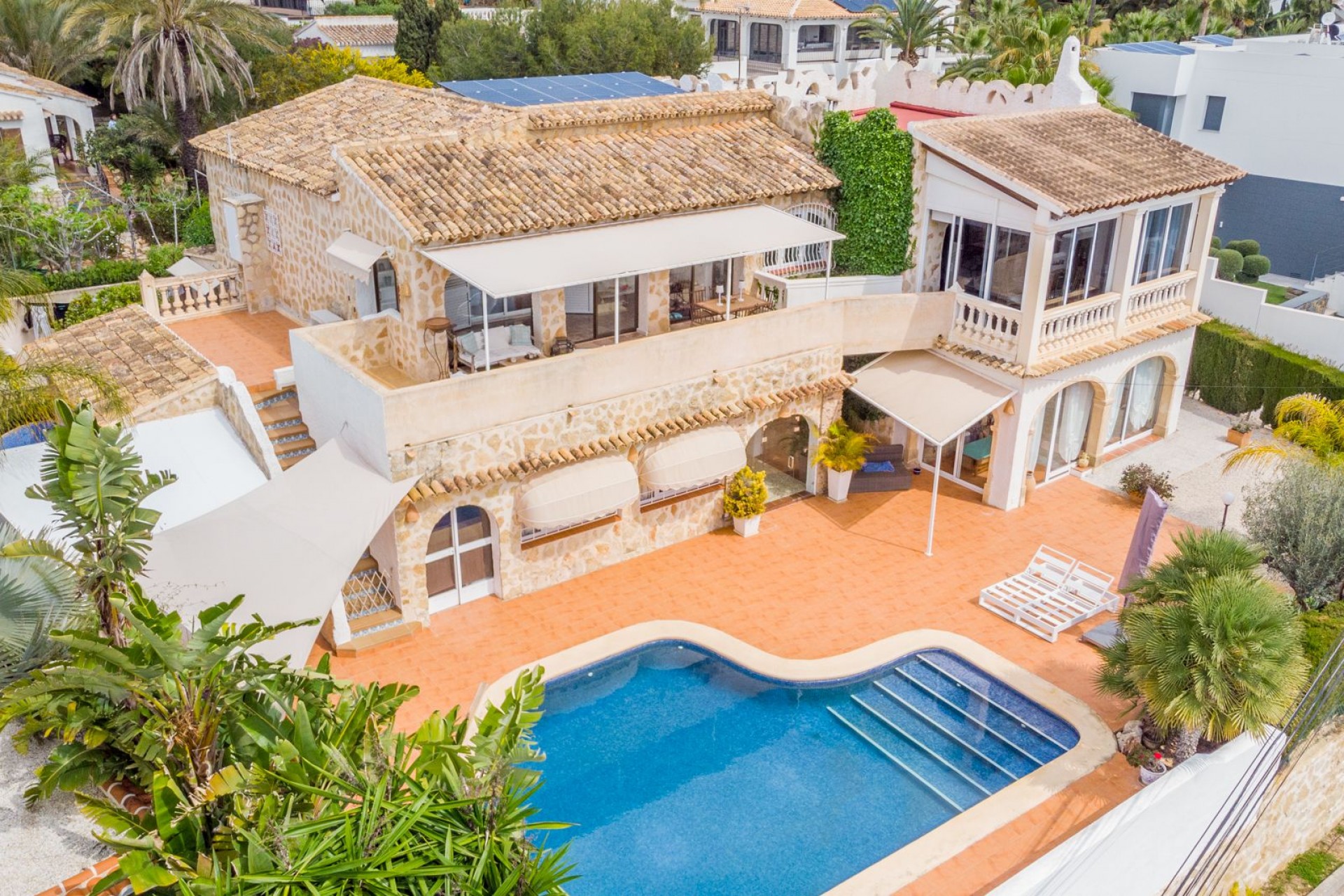 Sale - Villa -
Moraira - Pla de Mar