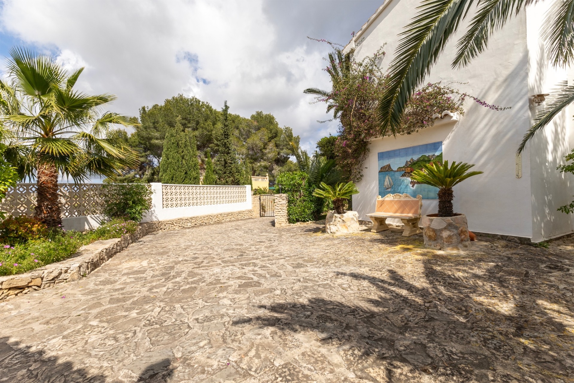 Sale - Villa -
Moraira - San Jaime