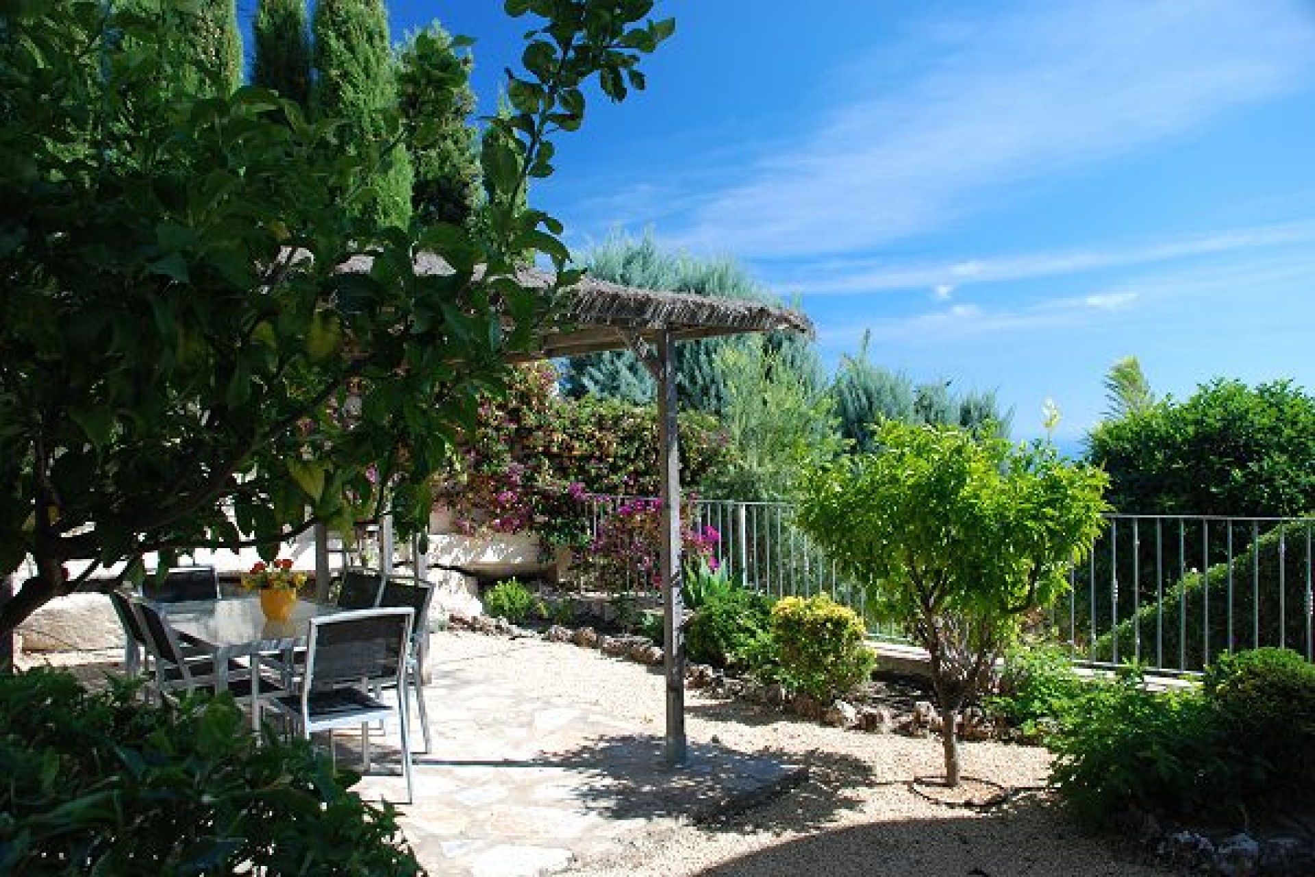 Sale - Villa -
Moraira