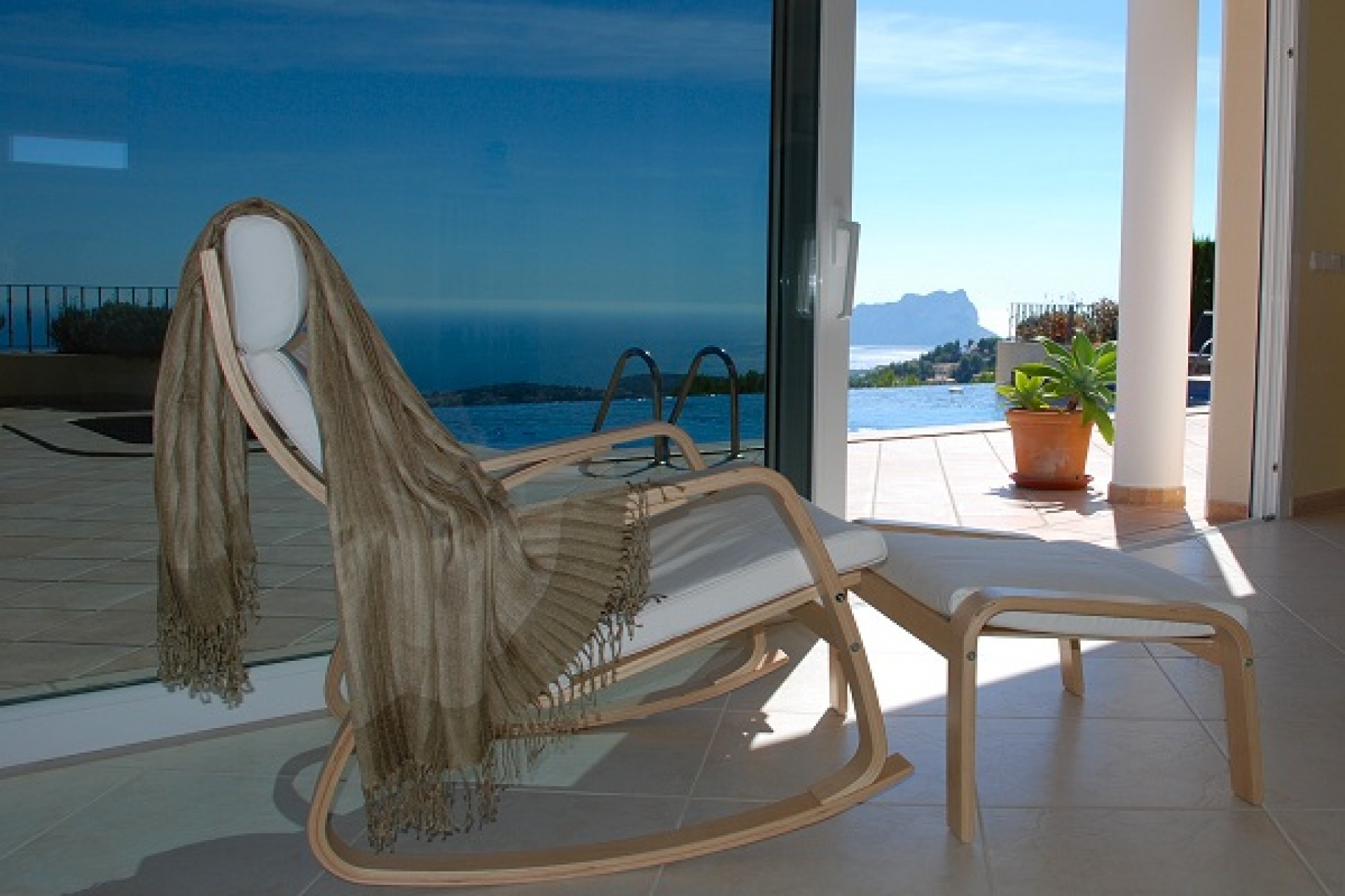 Sale - Villa -
Moraira