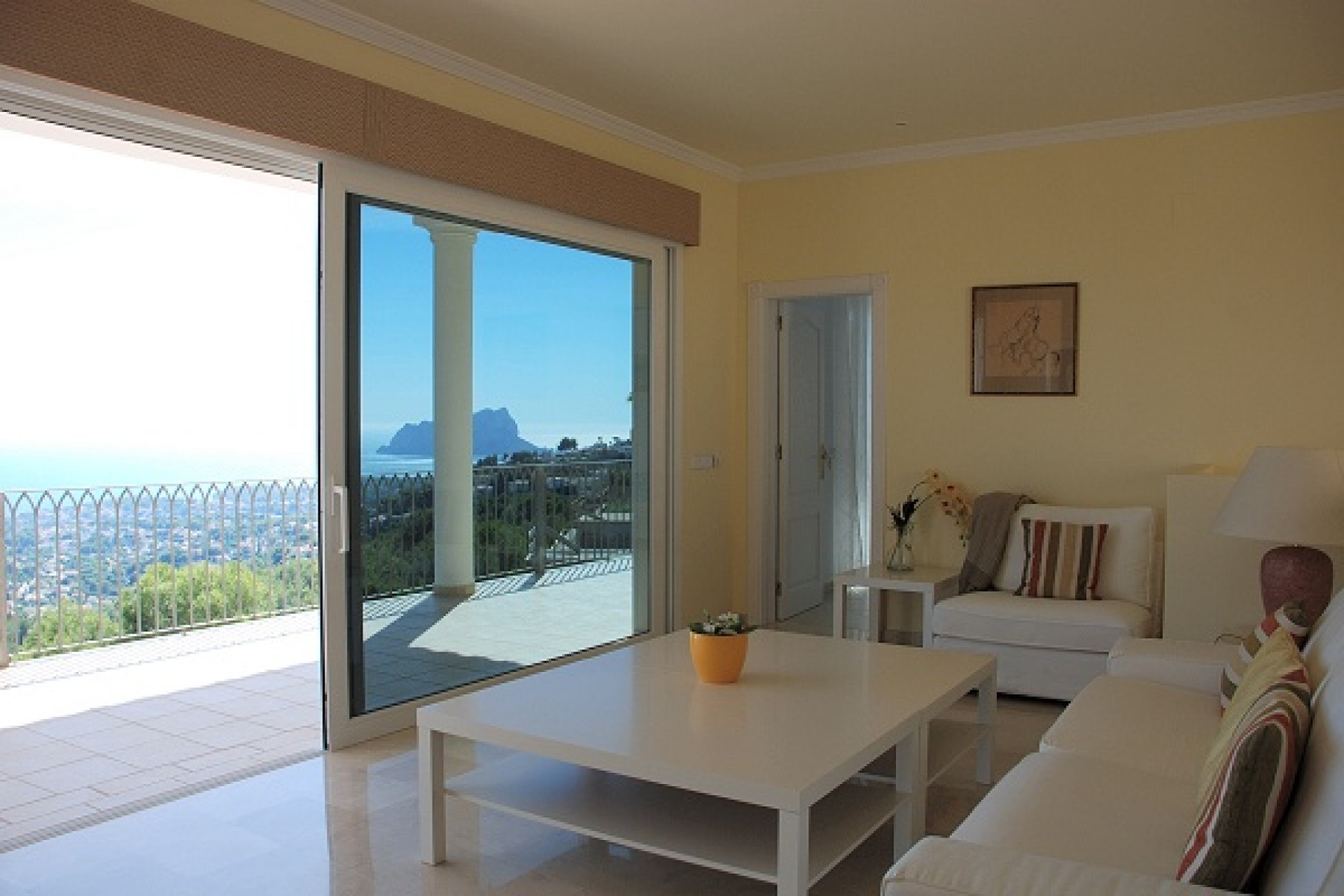 Sale - Villa -
Moraira
