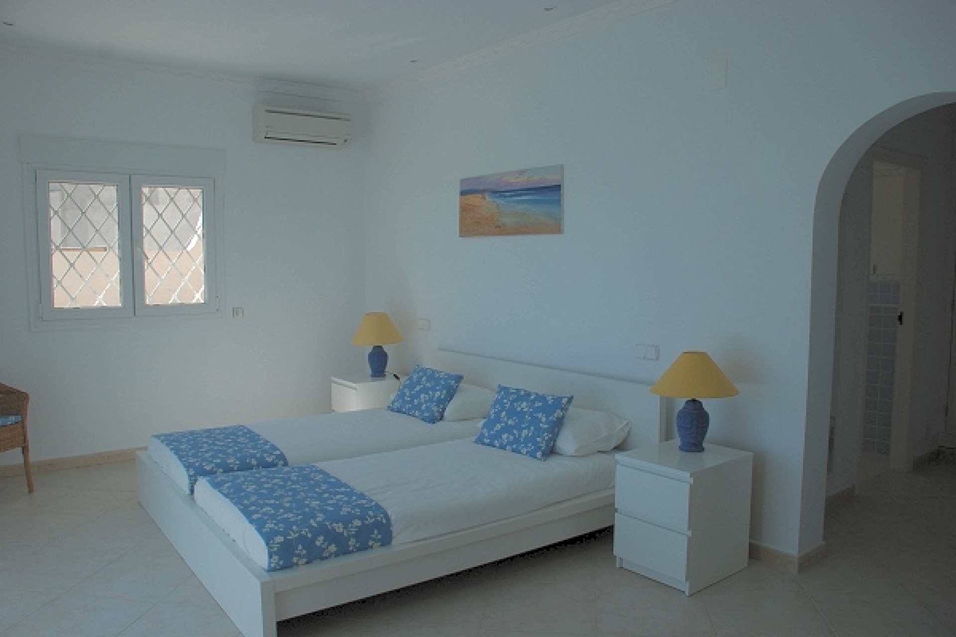 Sale - Villa -
Moraira