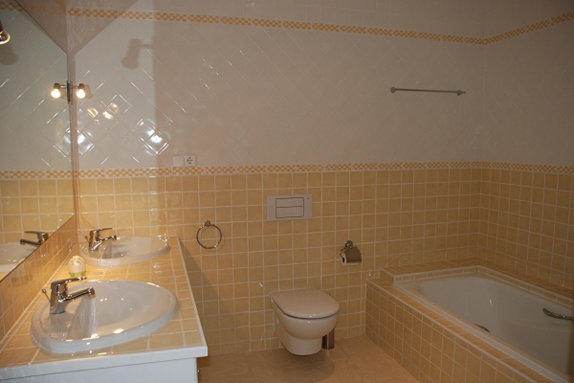 Sale - Villa -
Moraira