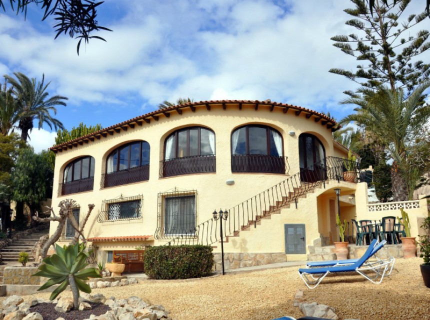 Sale - Villa -
Moraira