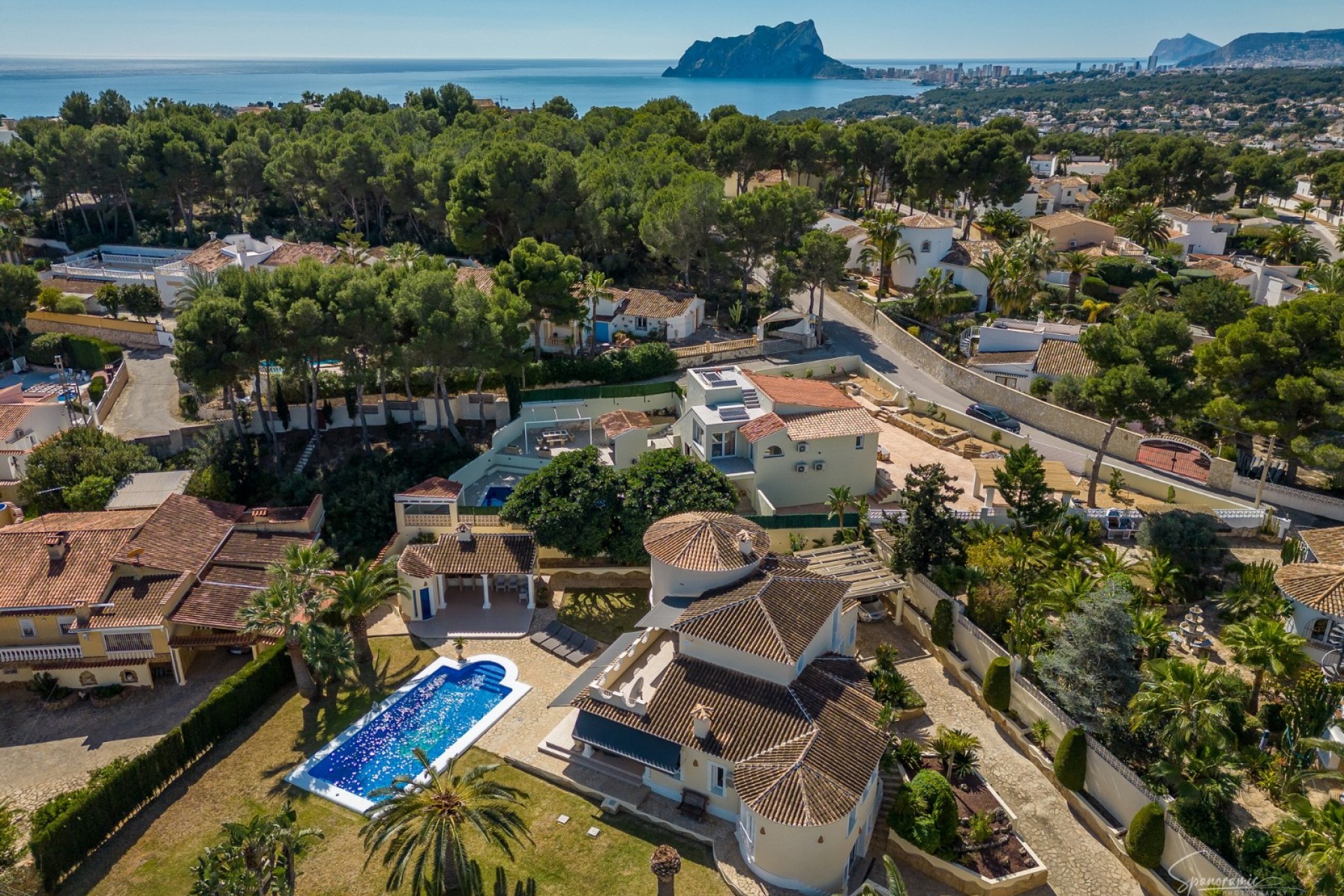 Sale - Villa -
Moraira