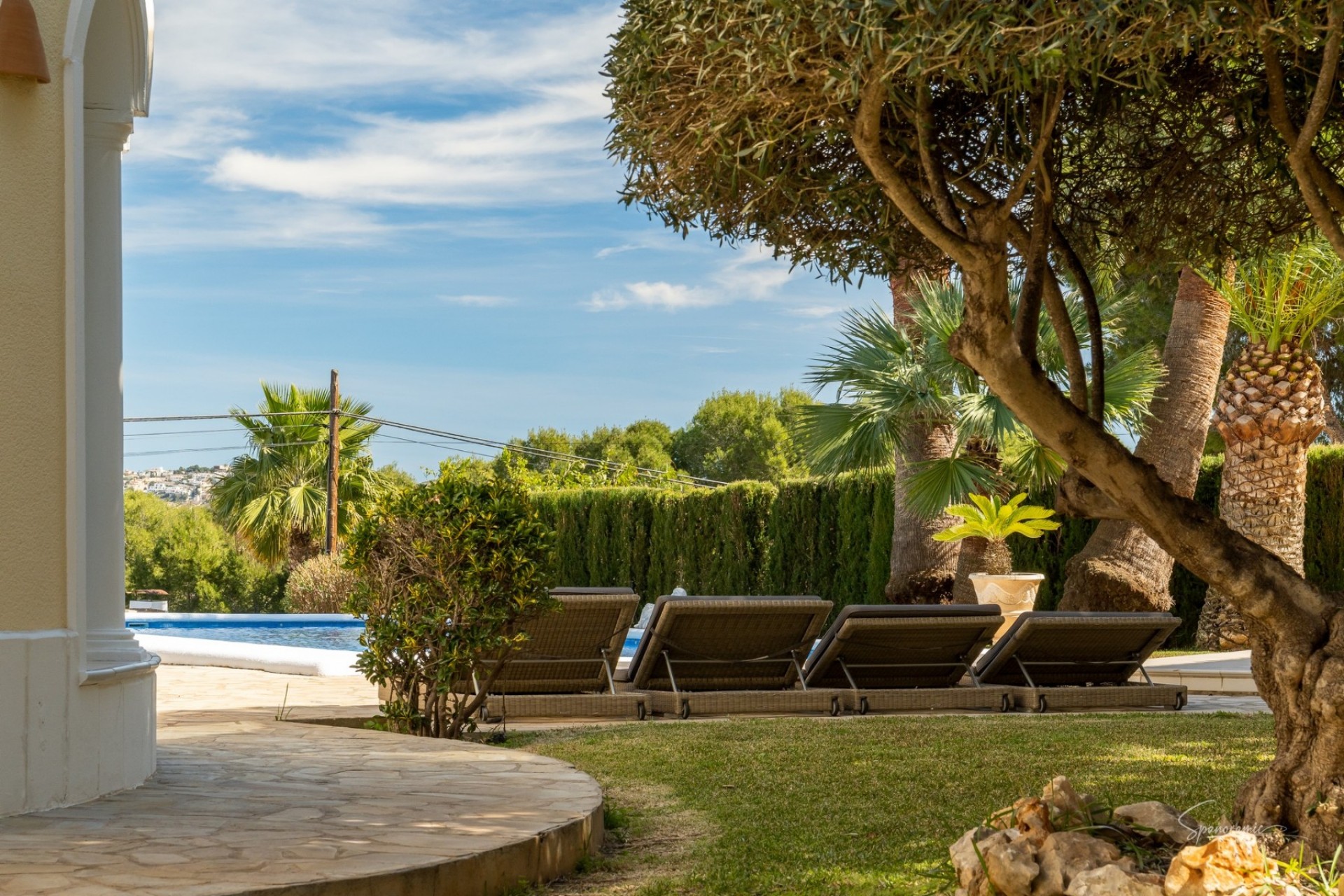 Sale - Villa -
Moraira