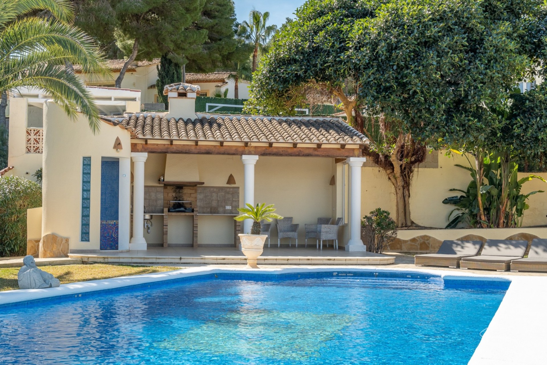 Sale - Villa -
Moraira