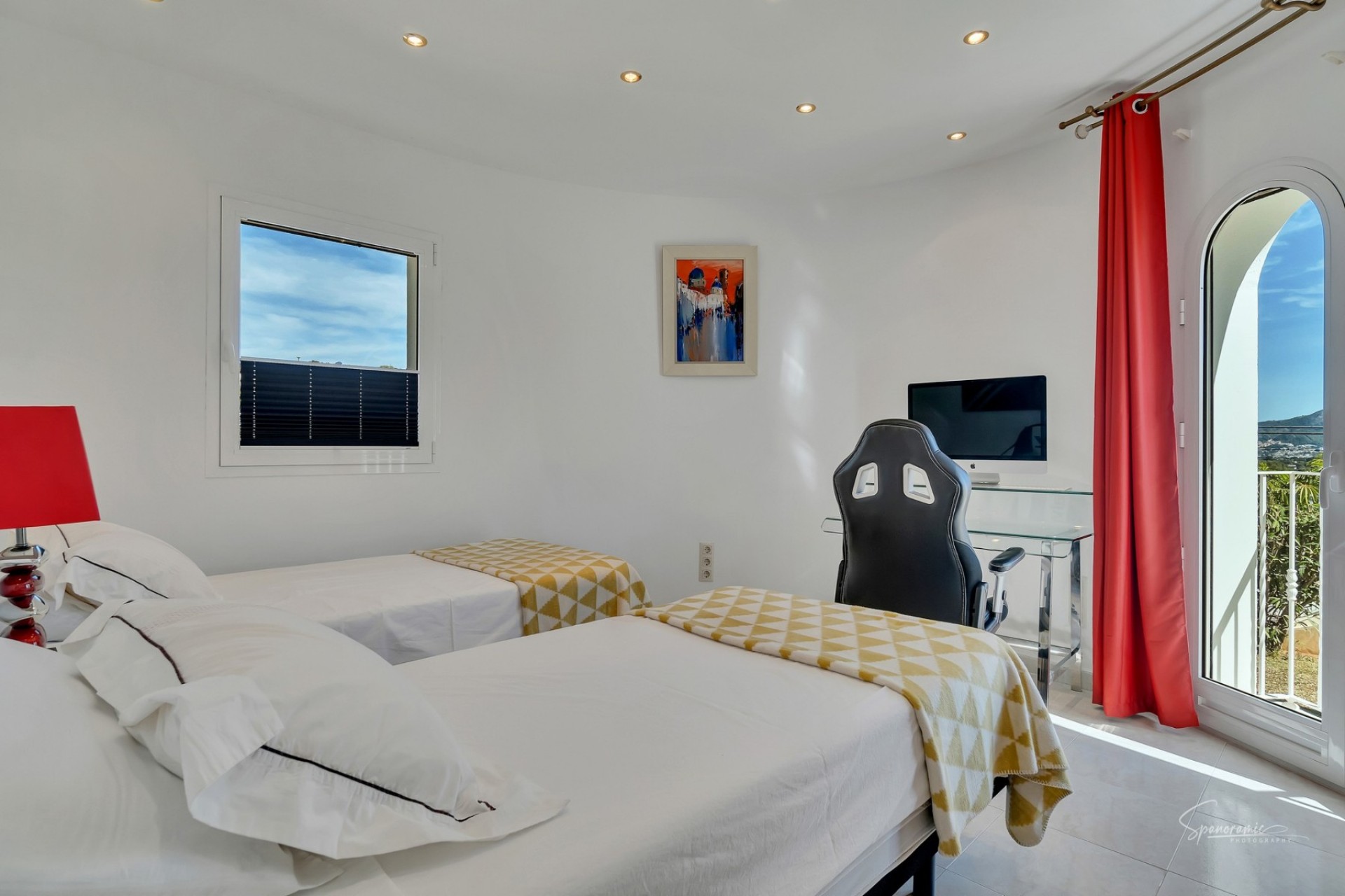 Sale - Villa -
Moraira