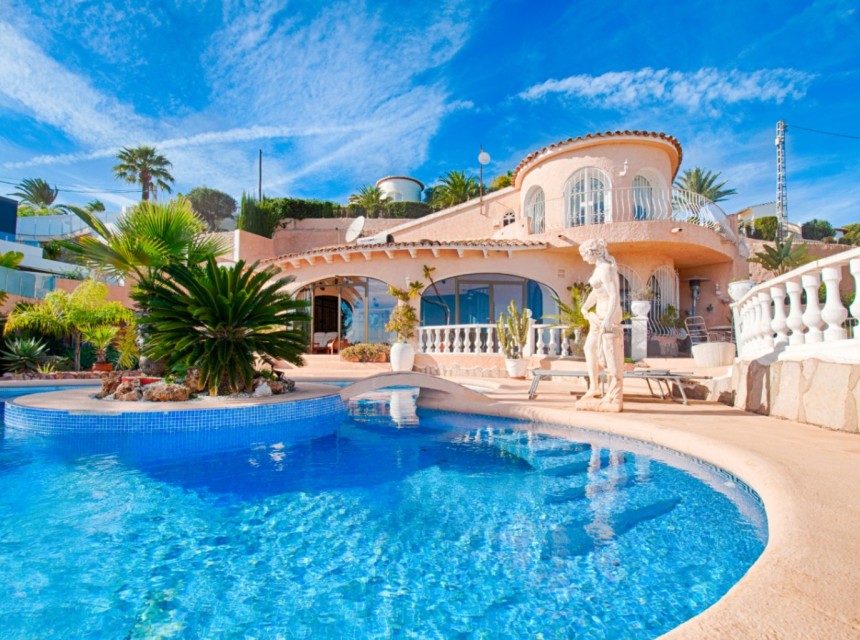 Sale - Villa -
Moraira