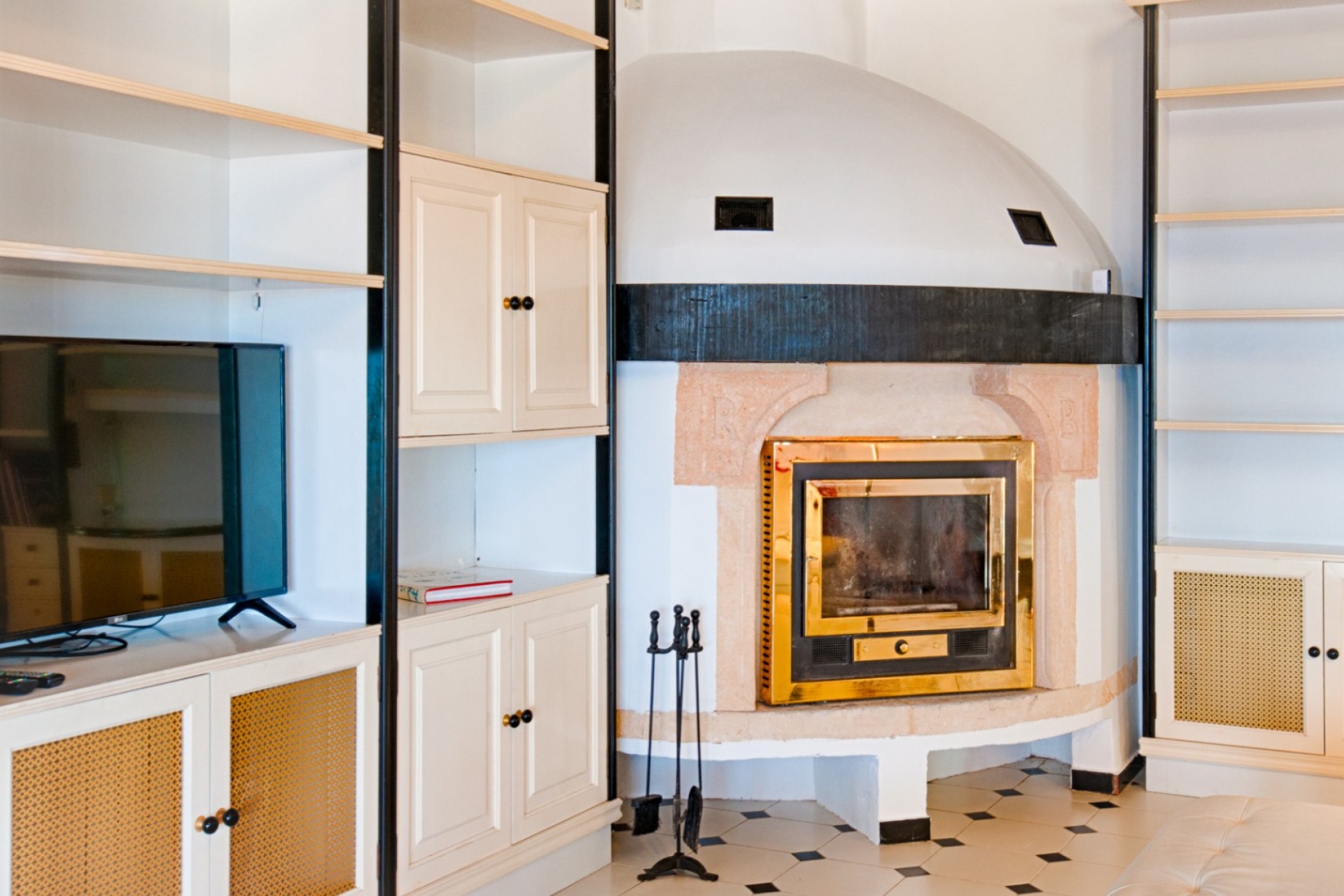 Sale - Villa -
Moraira