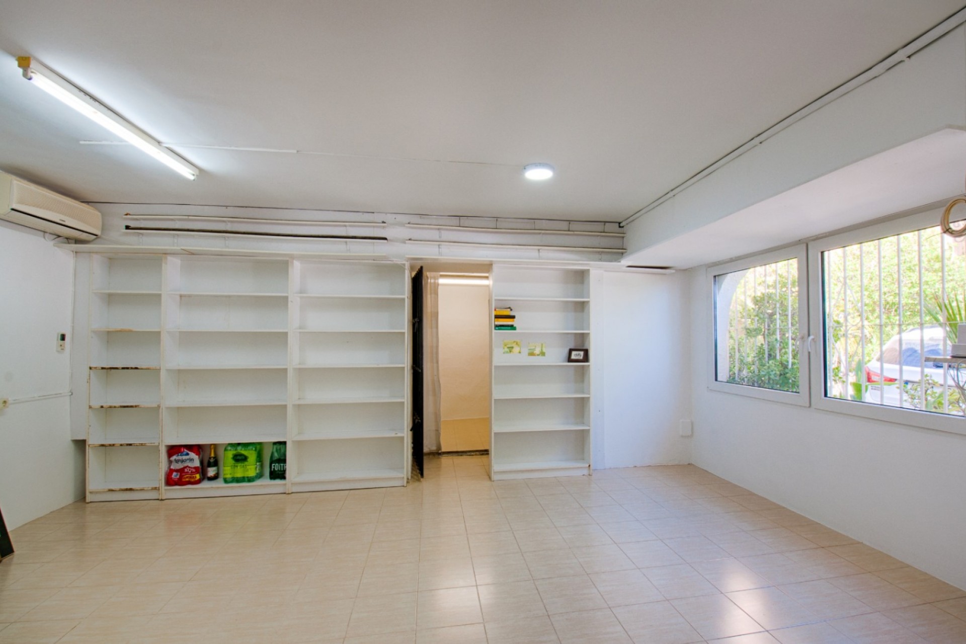 Sale - Villa -
Moraira