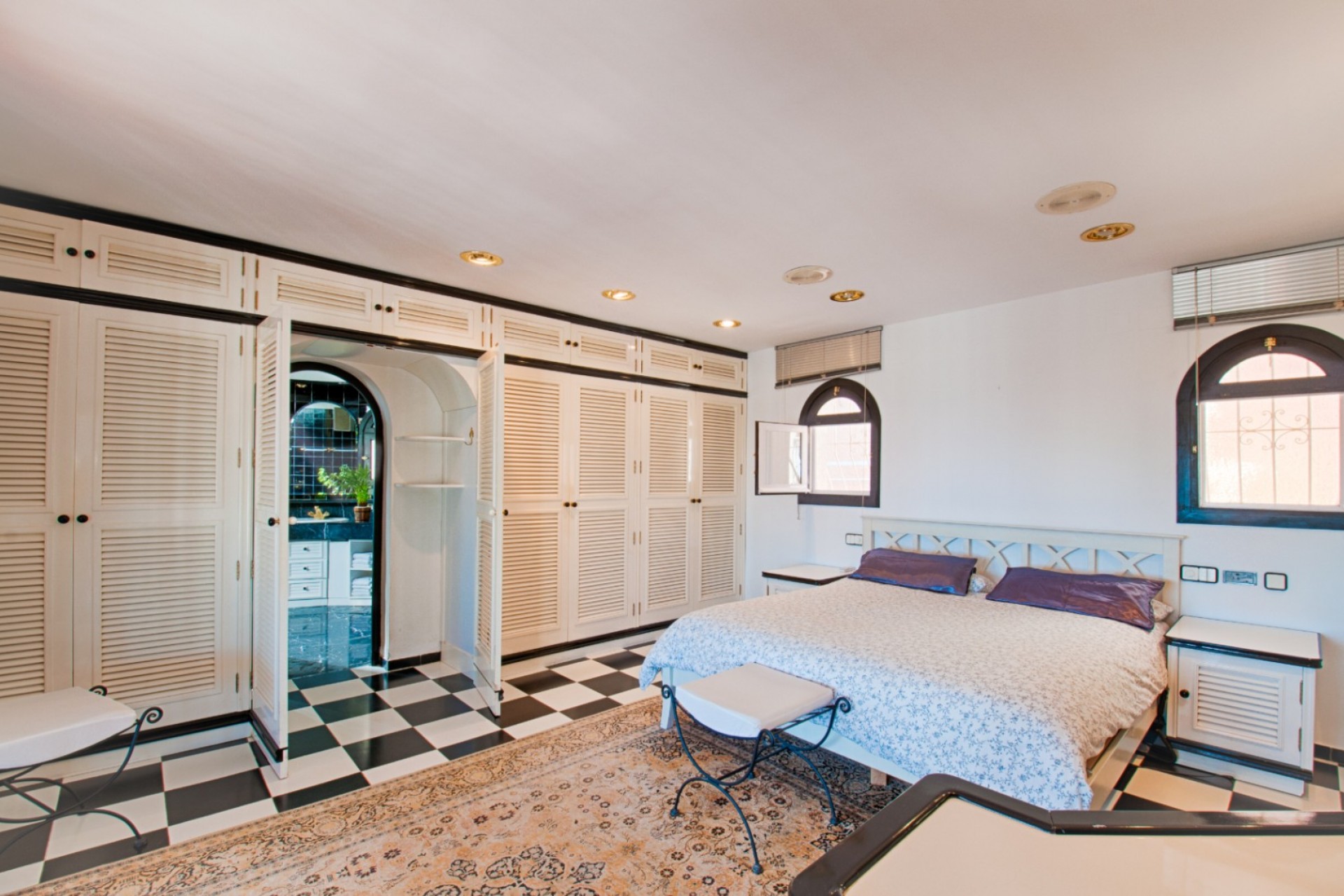 Sale - Villa -
Moraira