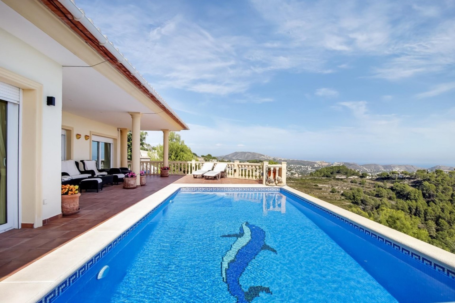 Sale - Villa -
Moraira