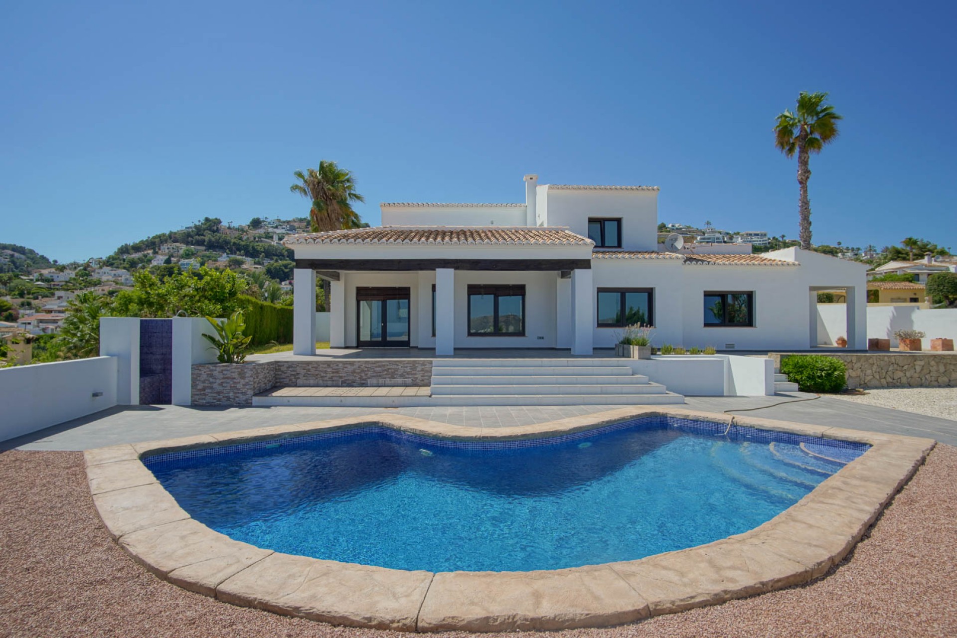 Sale - Villa -
Moraira