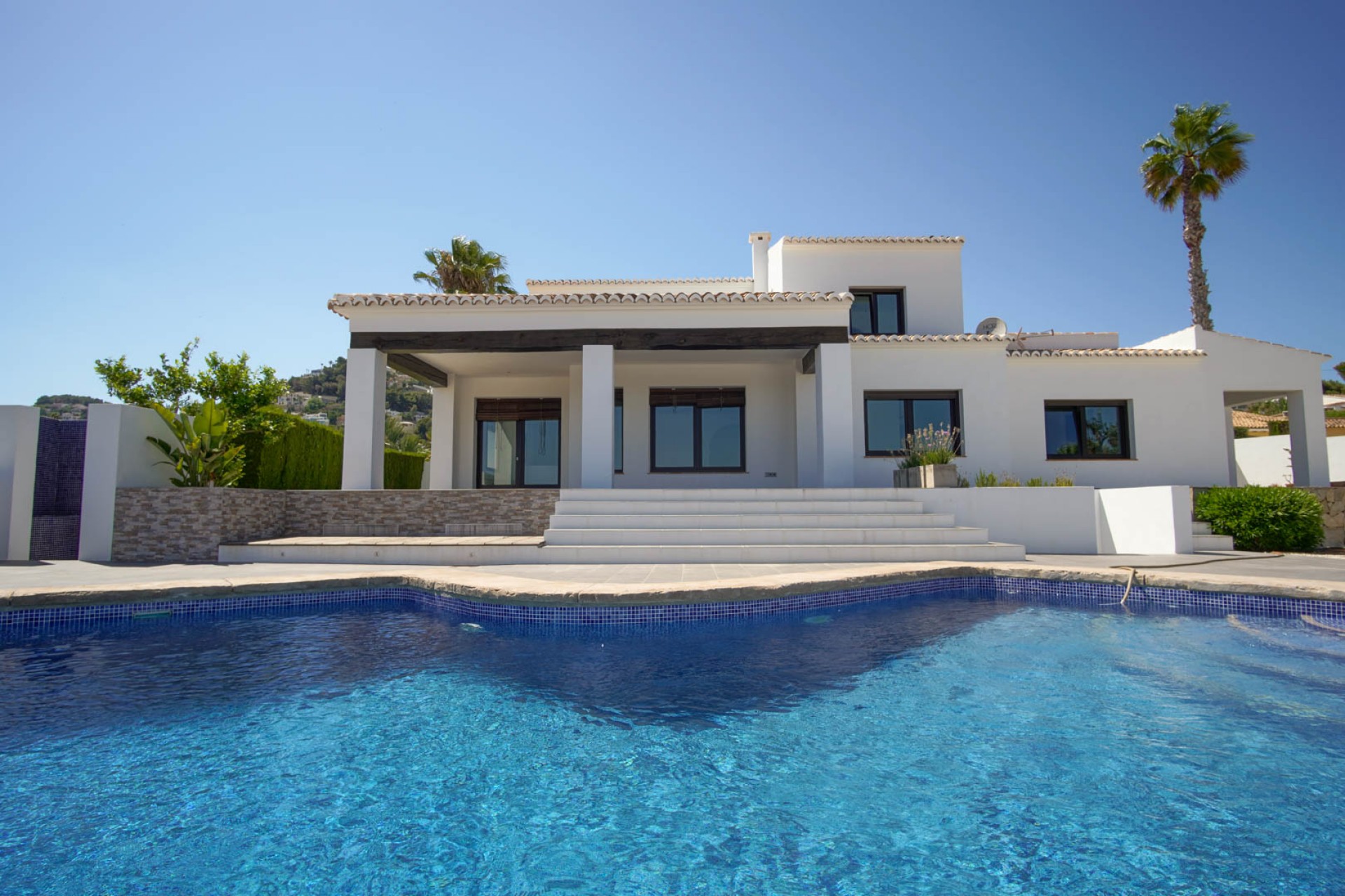 Sale - Villa -
Moraira