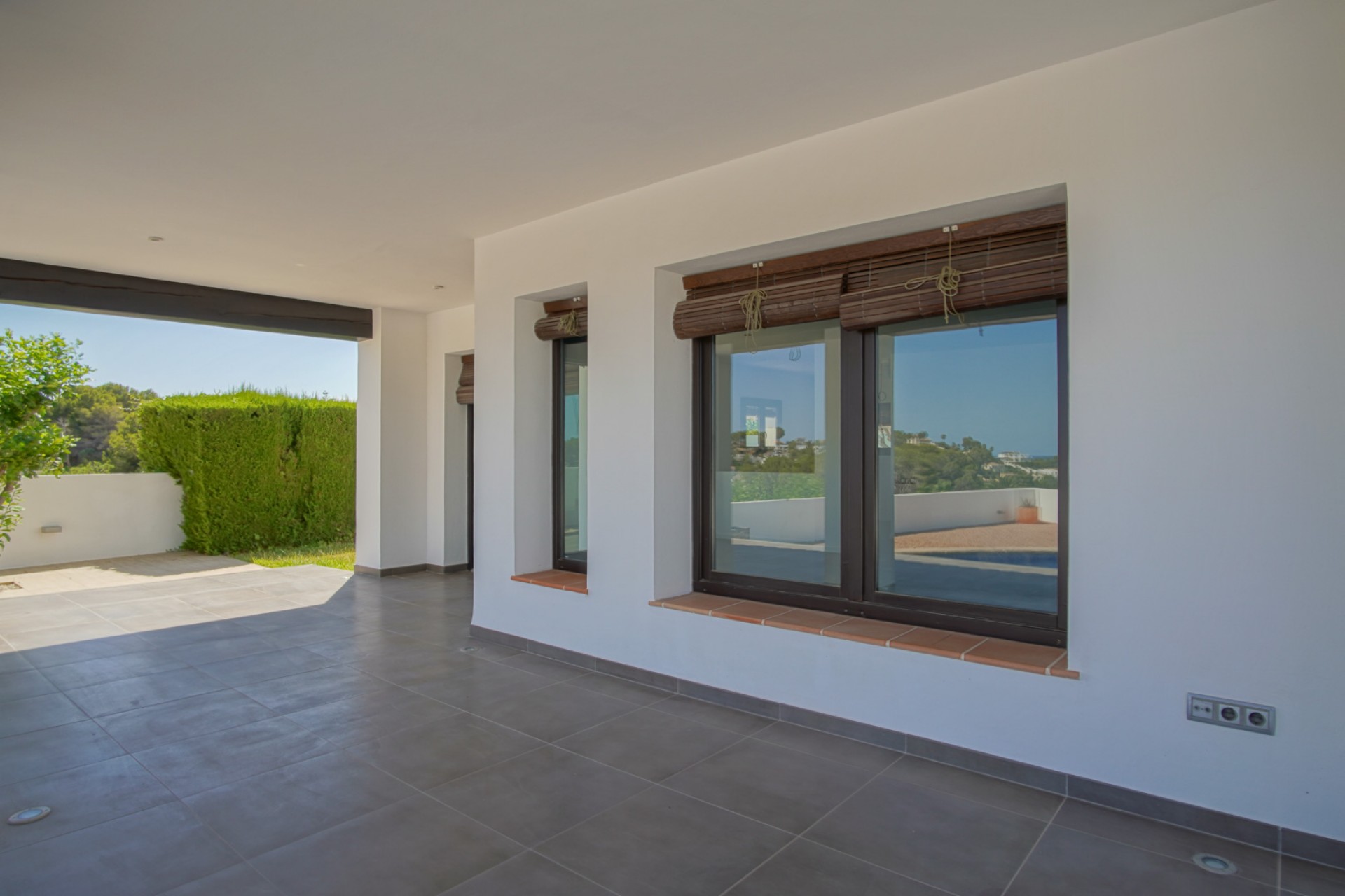 Sale - Villa -
Moraira