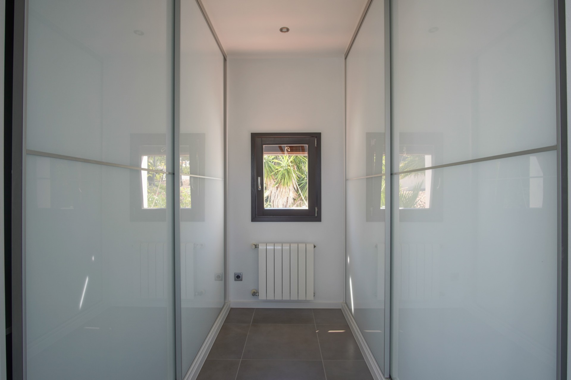 Sale - Villa -
Moraira