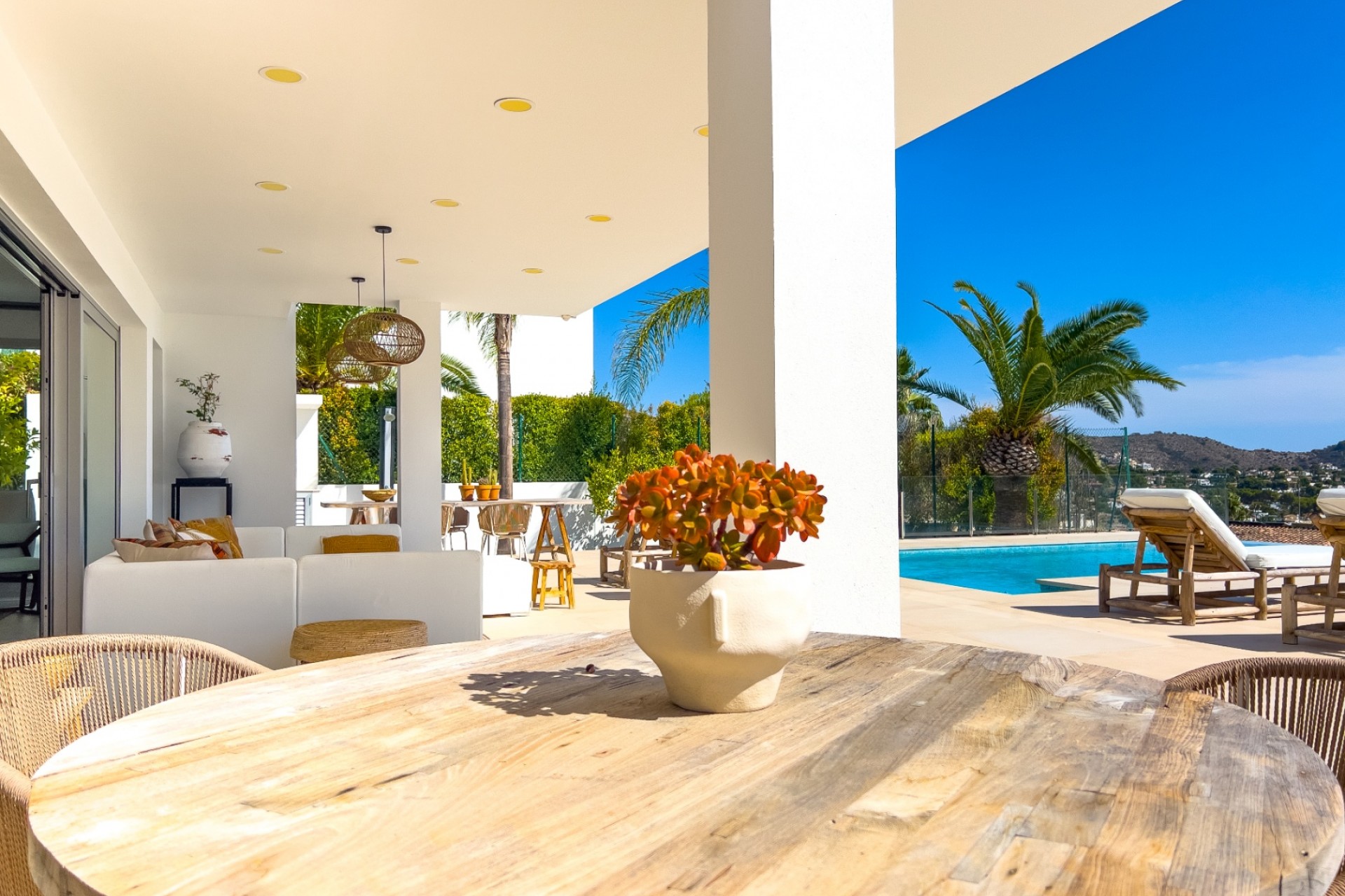 Sale - Villa -
Moraira