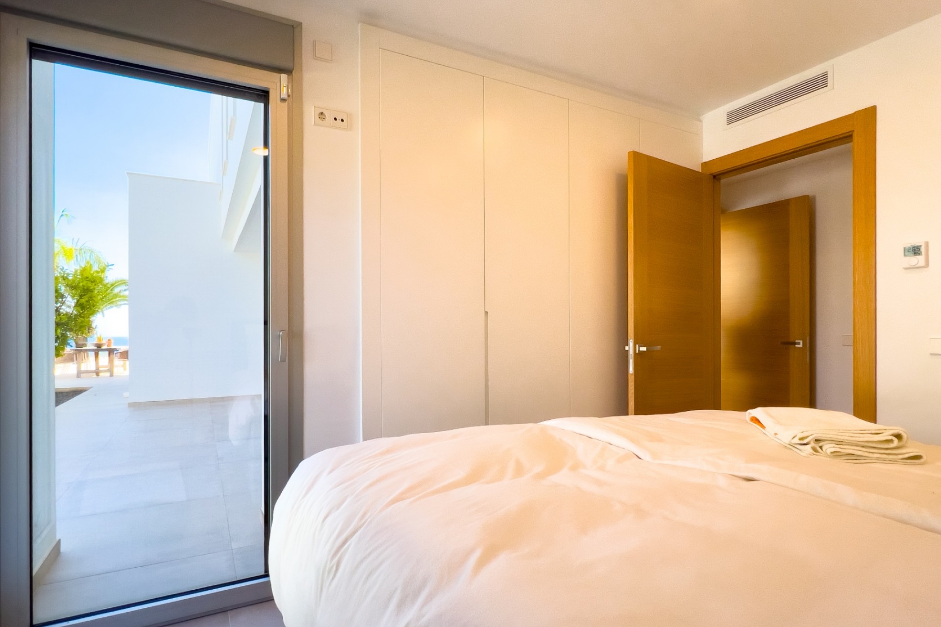 Sale - Villa -
Moraira