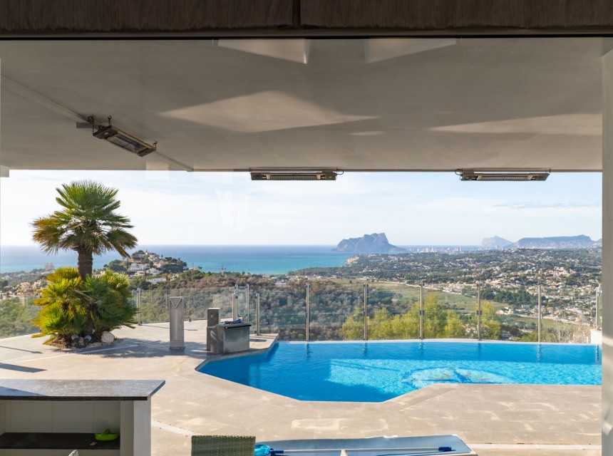 Sale - Villa -
Moraira