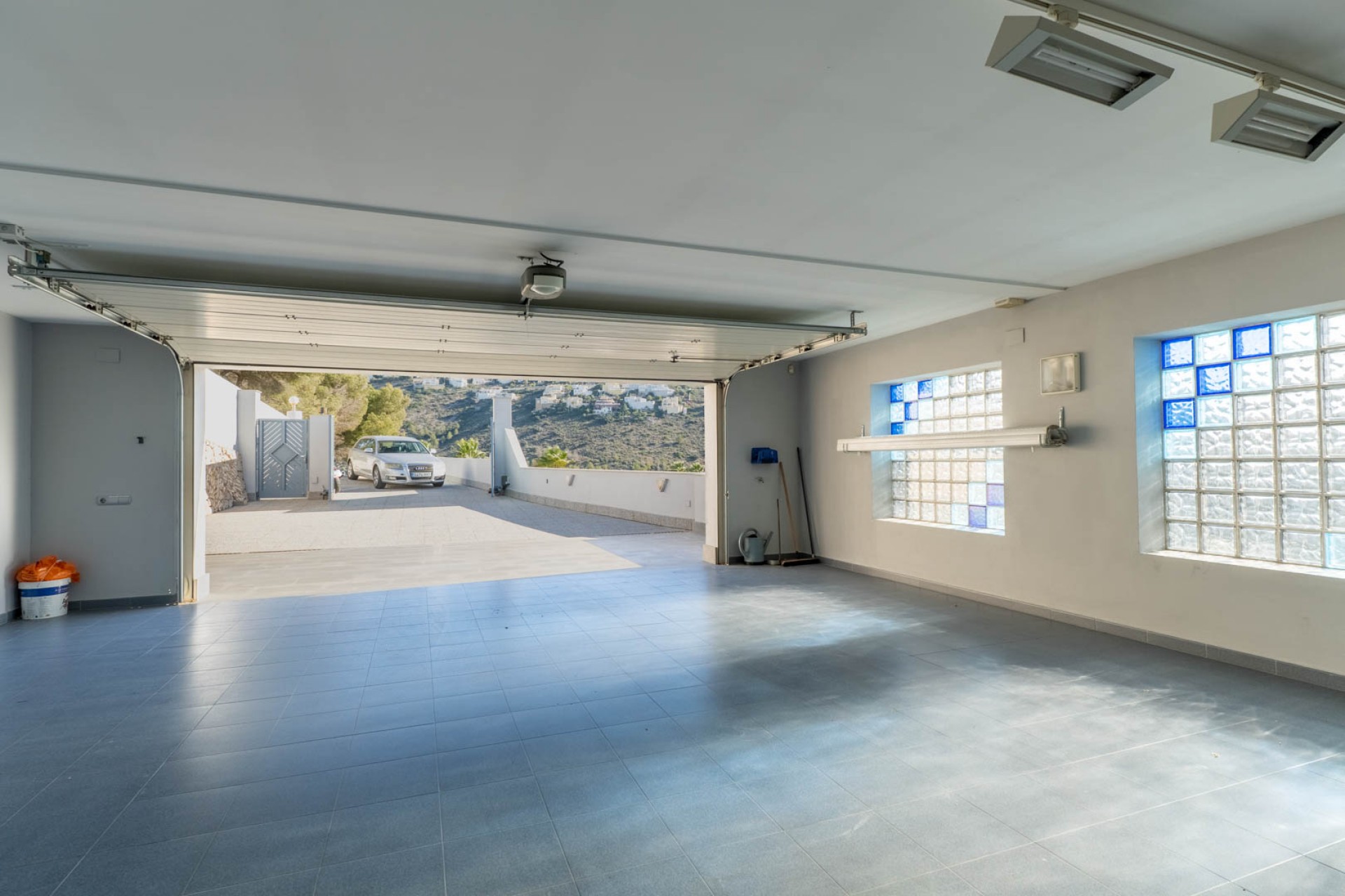 Sale - Villa -
Moraira