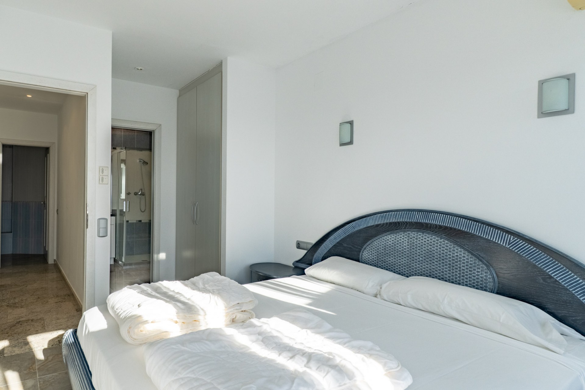 Sale - Villa -
Moraira