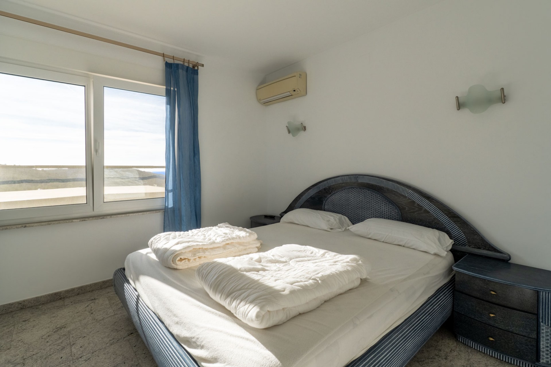 Sale - Villa -
Moraira