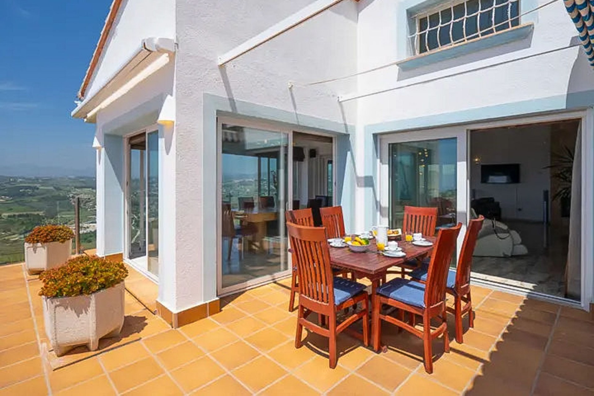 Sale - Villa -
Moraira