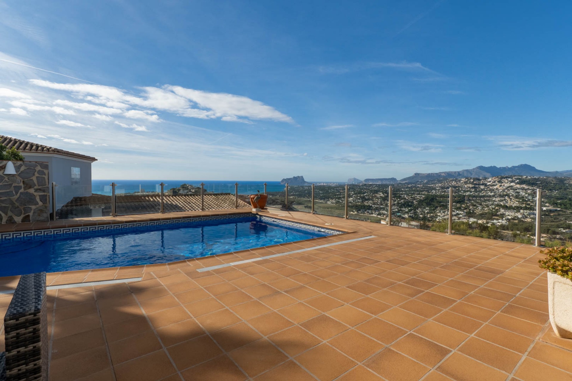 Sale - Villa -
Moraira