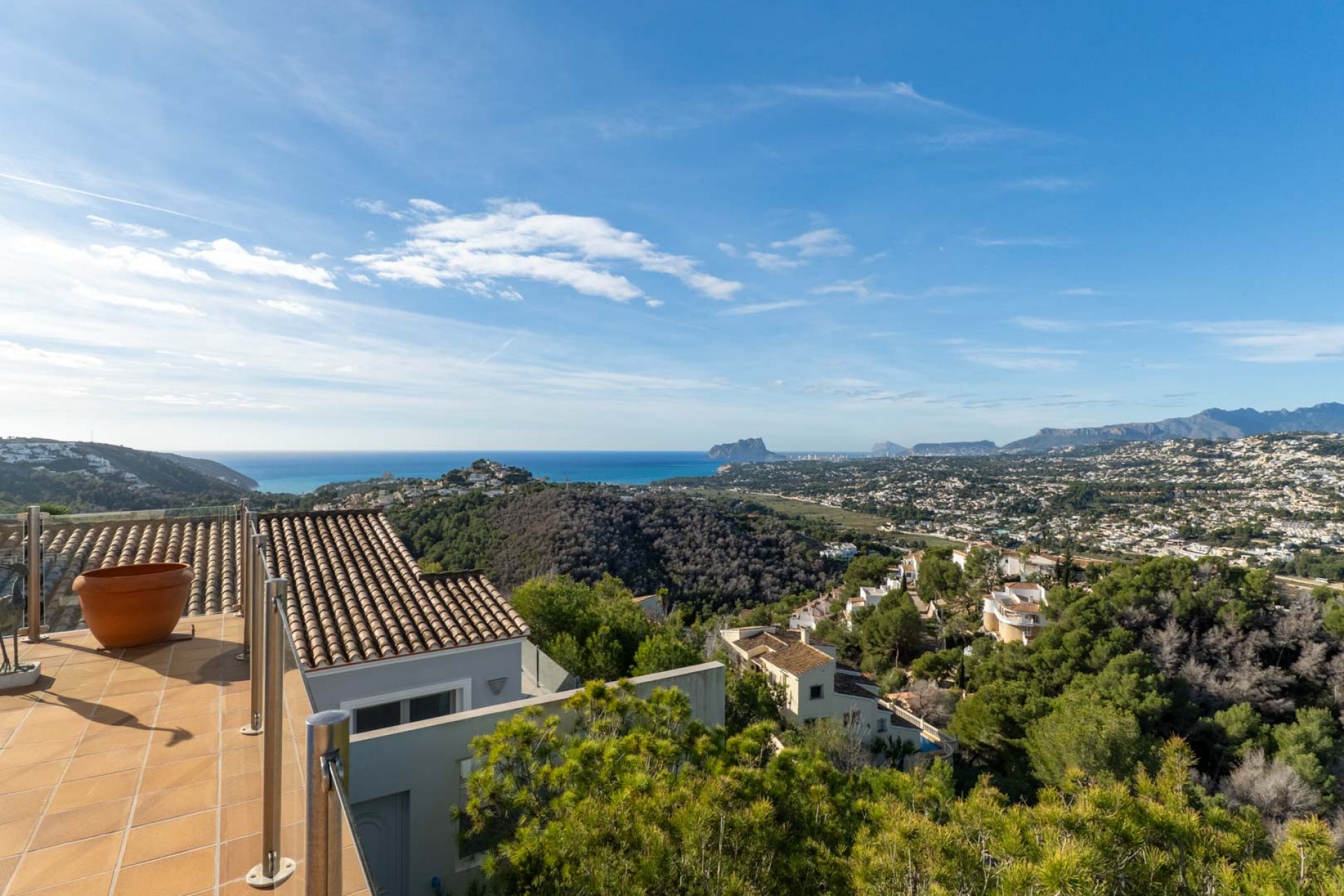 Sale - Villa -
Moraira