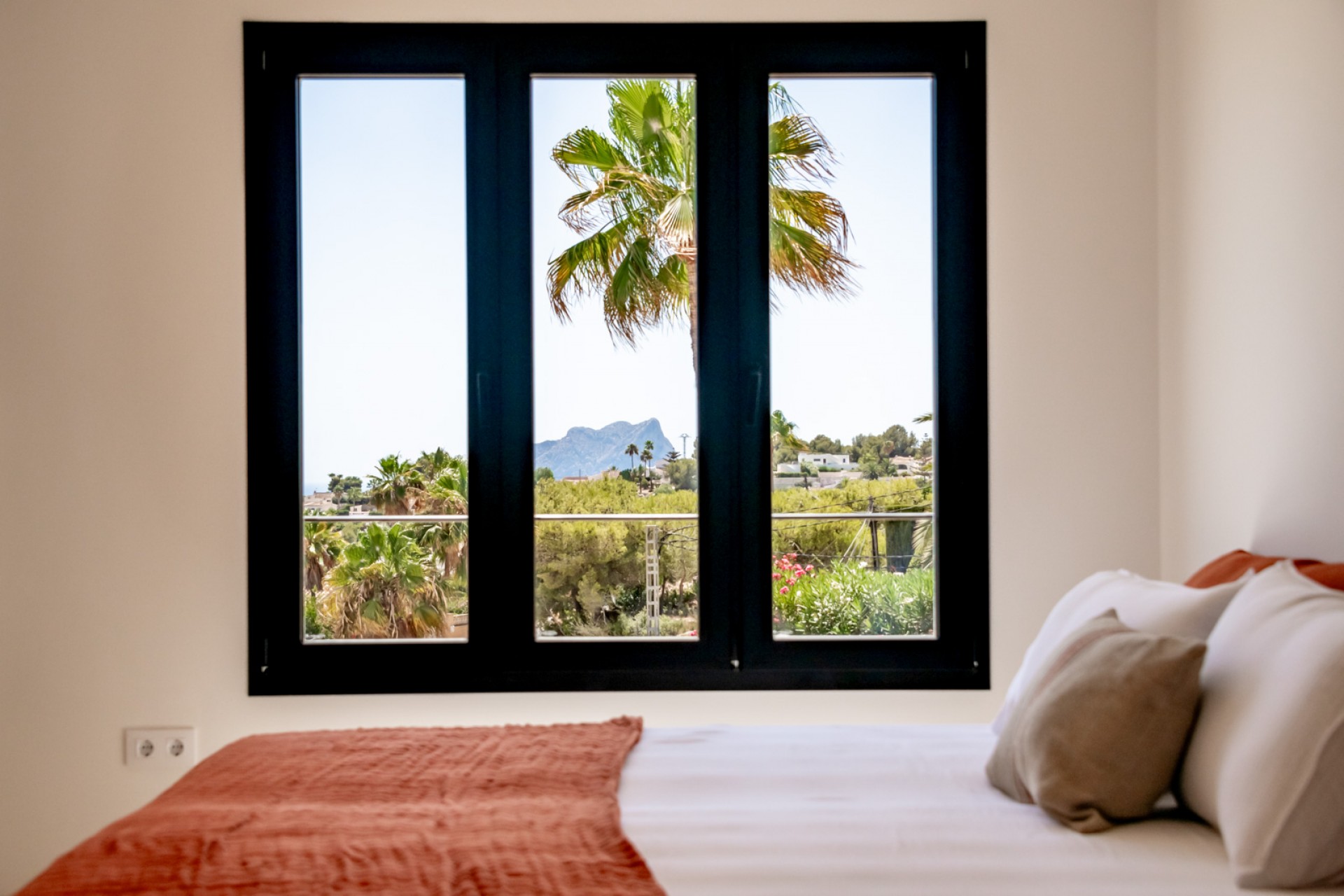 Sale - Villa -
Moraira