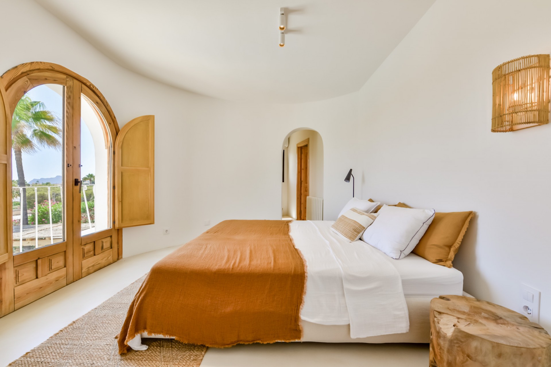 Sale - Villa -
Moraira