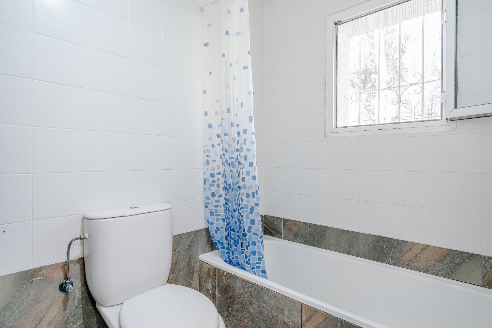 Sale - Villa -
Moraira