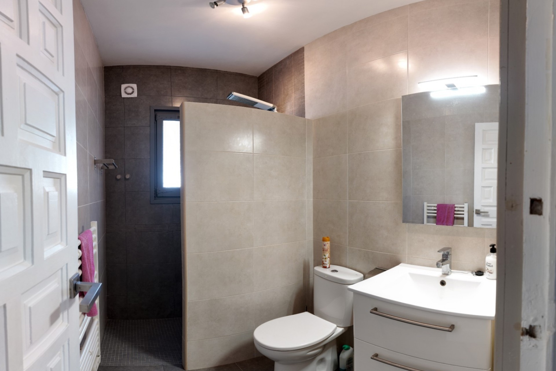 Sale - Villa -
Moraira