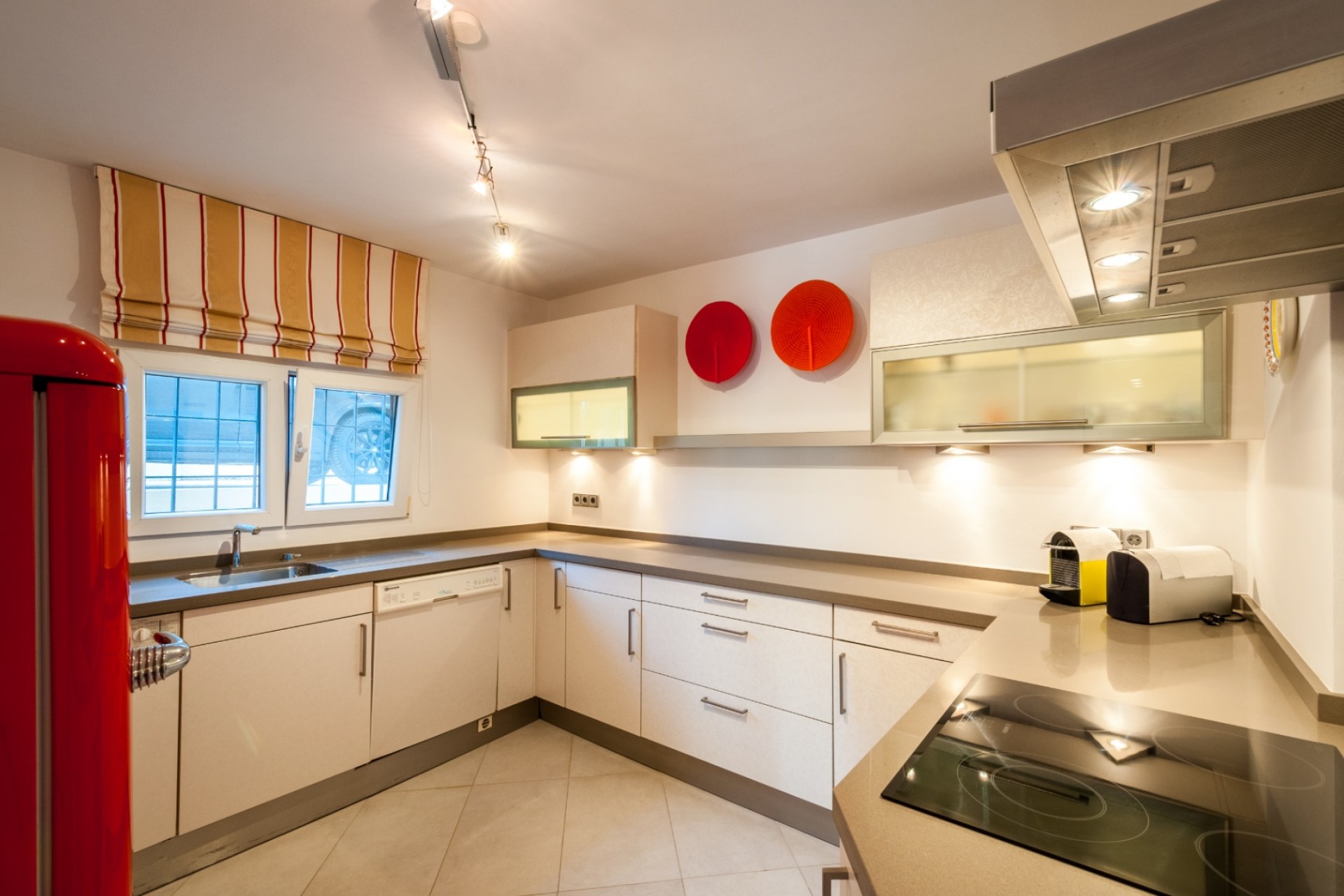 Sale - Villa -
Moraira