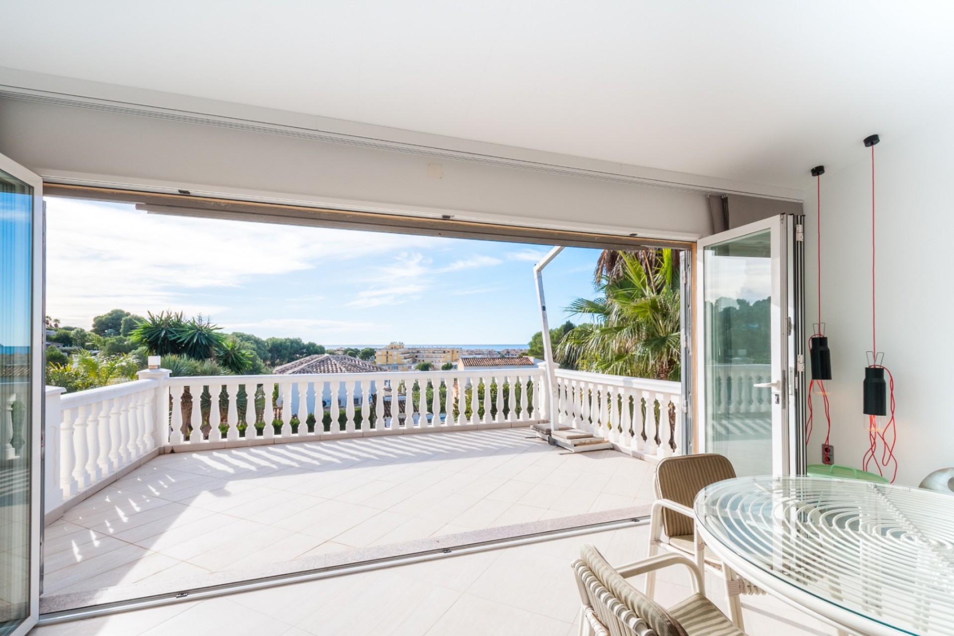Sale - Villa -
Moraira