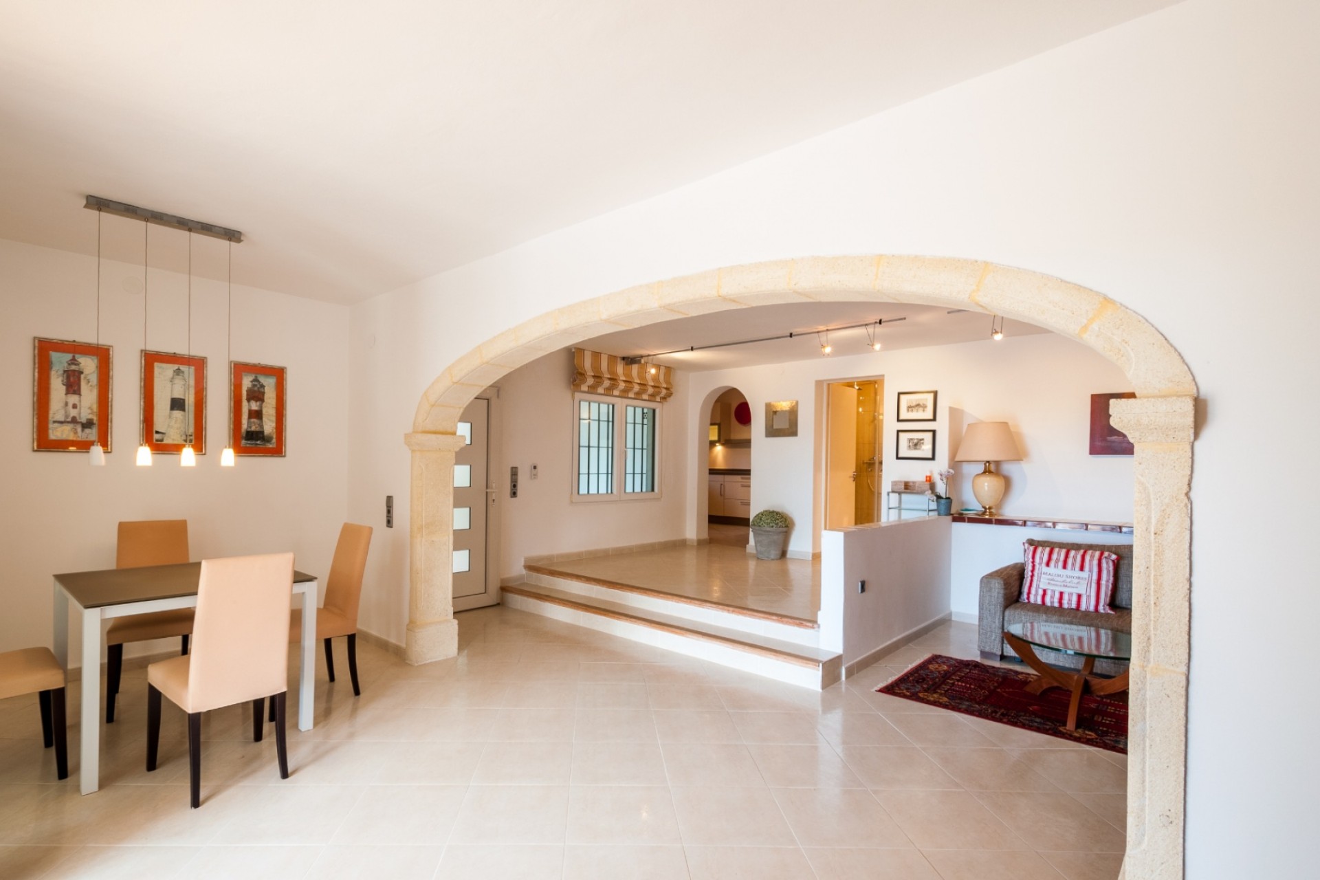 Sale - Villa -
Moraira