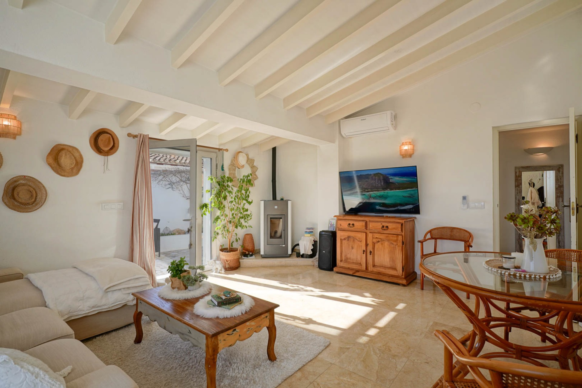 Sale - Villa -
Moraira