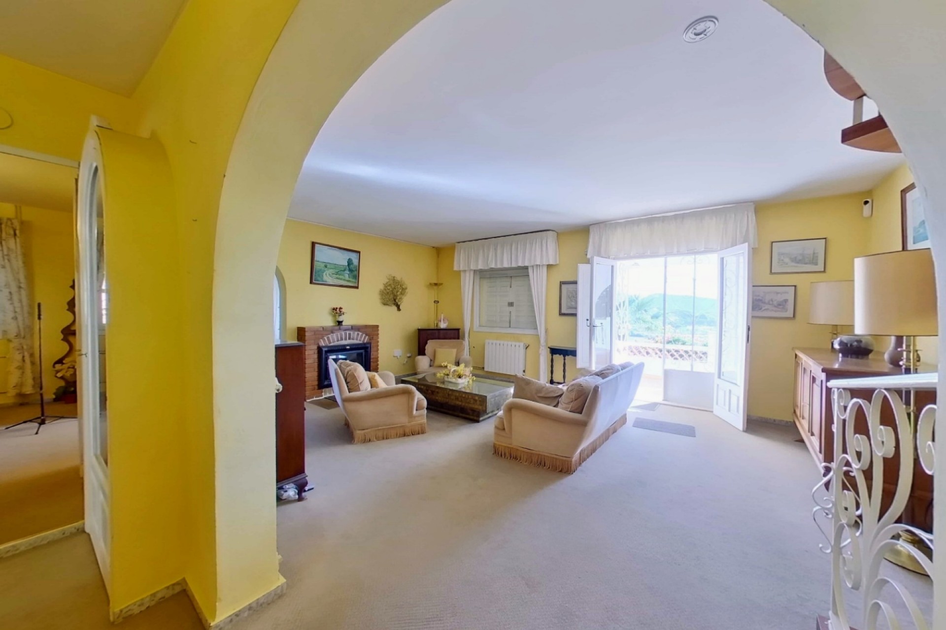 Sale - Villa -
Moraira