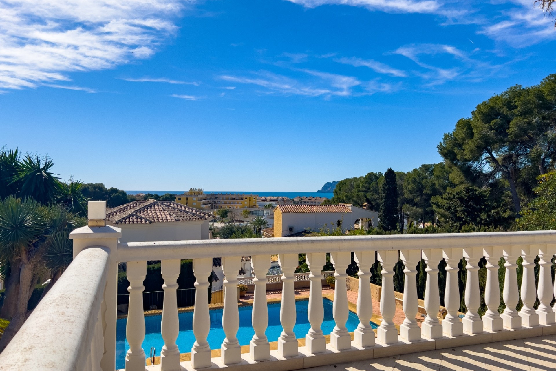 Sale - Villa -
Moraira