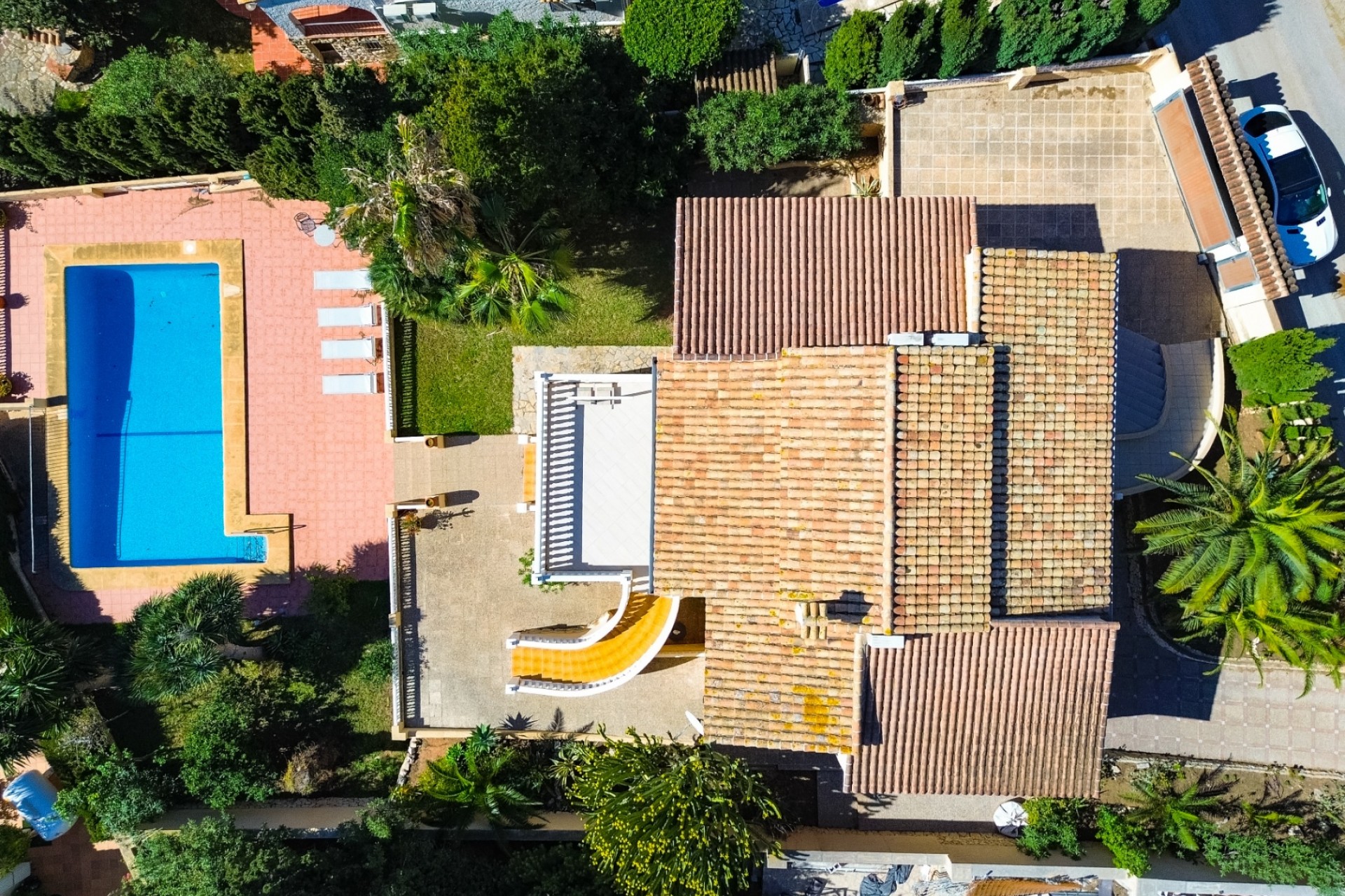 Sale - Villa -
Moraira