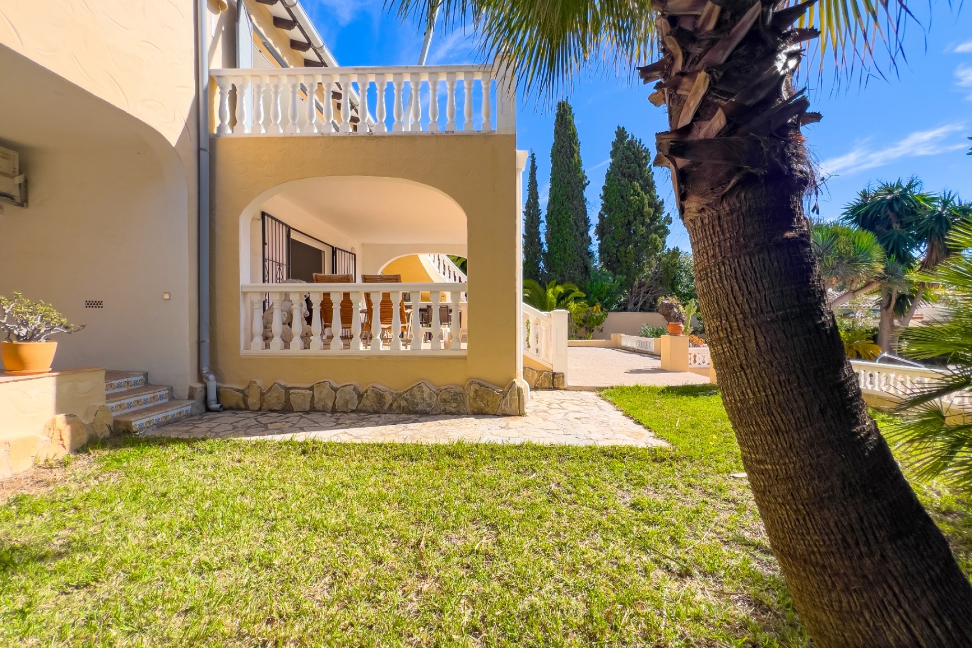 Sale - Villa -
Moraira