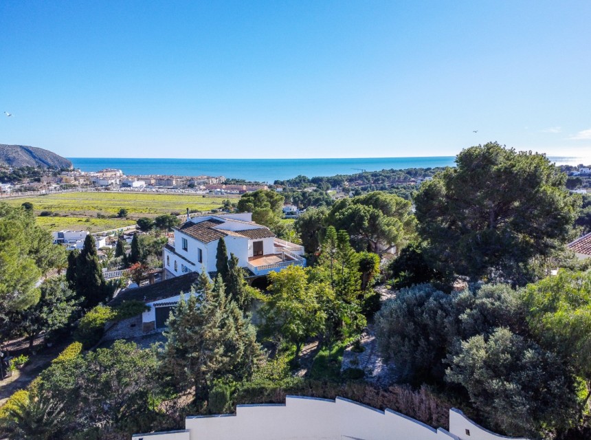 Sale - Villa -
Moraira